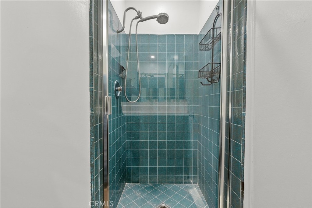 9724 Bothwell Road Northridge, CA 91324 - Photo 20 of 64