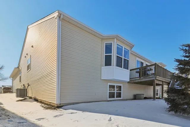 $625,000 | 3806 Ogden Lane, Mundelein, IL 60060