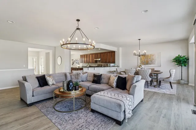 $625,000 | 3806 Ogden Lane, Mundelein, IL 60060