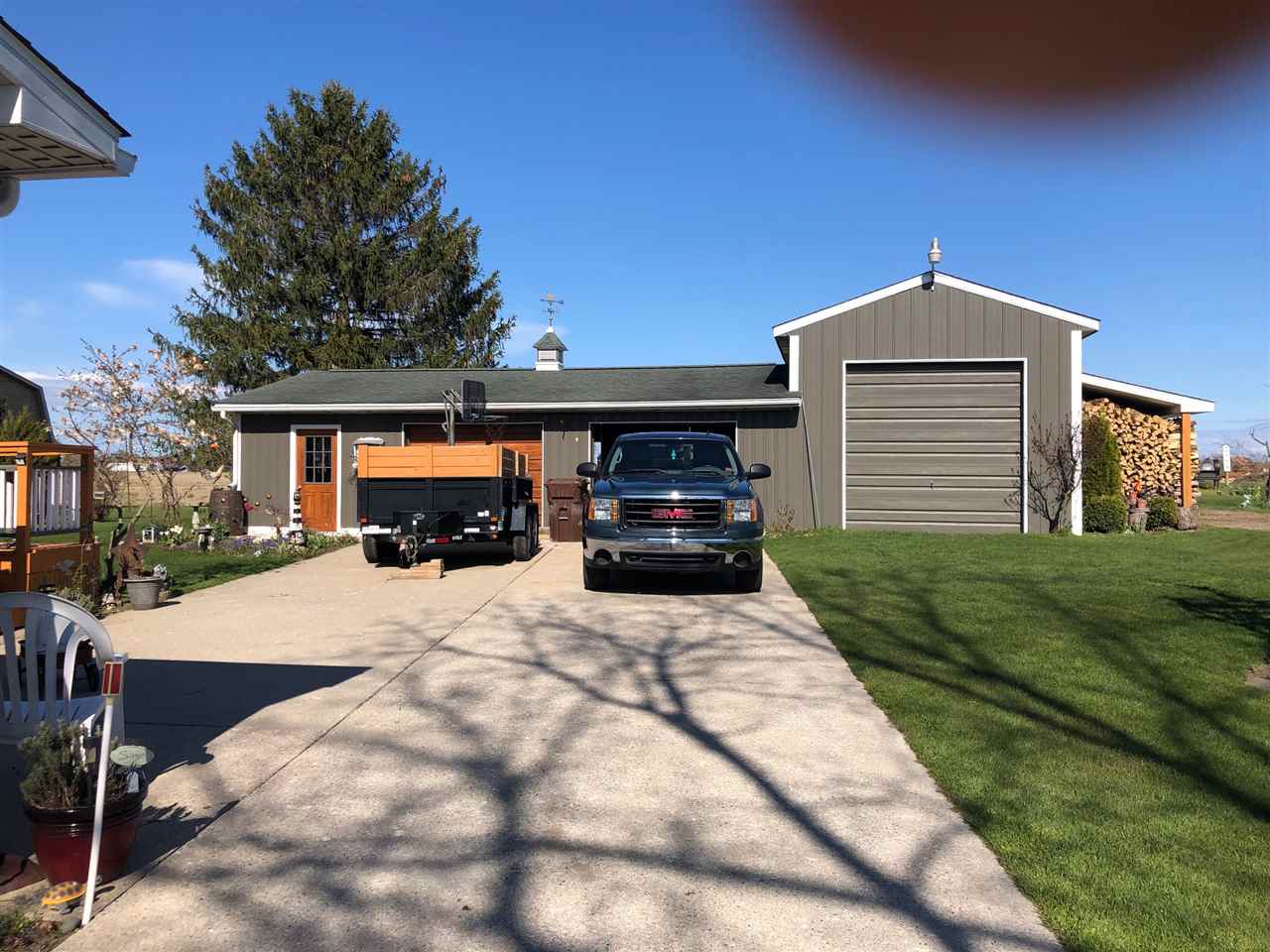 3824 North Mackinaw Road Pinconning, MI 48650 - Photo 2 of 35
