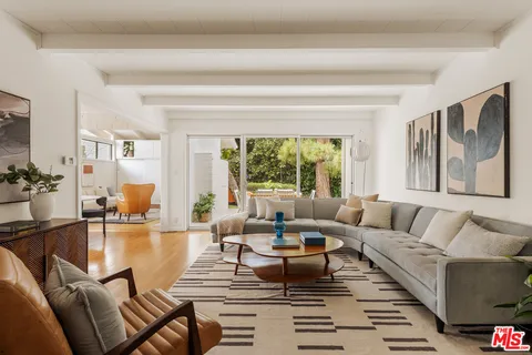 $1,995,000 | 10749 Molony Road, Culver City, CA 90230