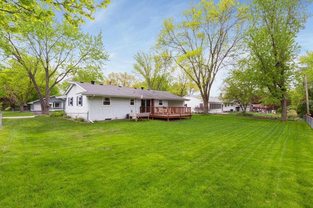 4083 Decatur Avenue North New Hope, MN 55427 - Photo 20 of 23