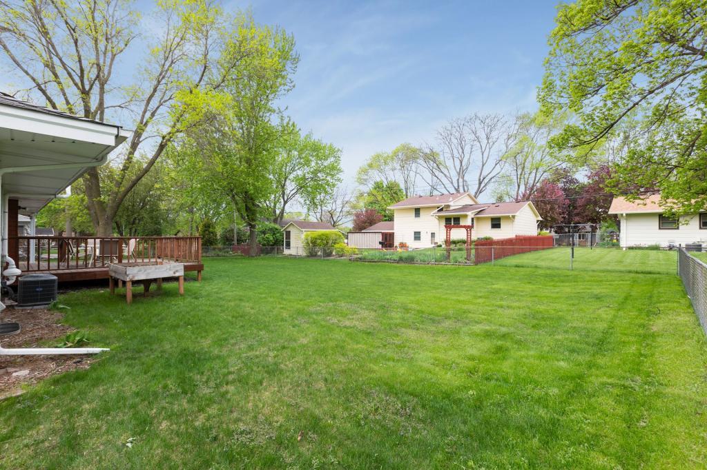 4083 Decatur Avenue North New Hope, MN 55427 - Photo 21 of 23