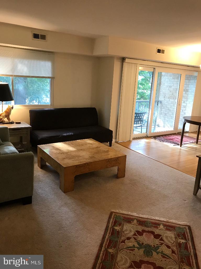 2911 Charing Cross Road, Unit 8 Falls Church, VA 22042 - Photo 6 of 6 Gallery Image 6