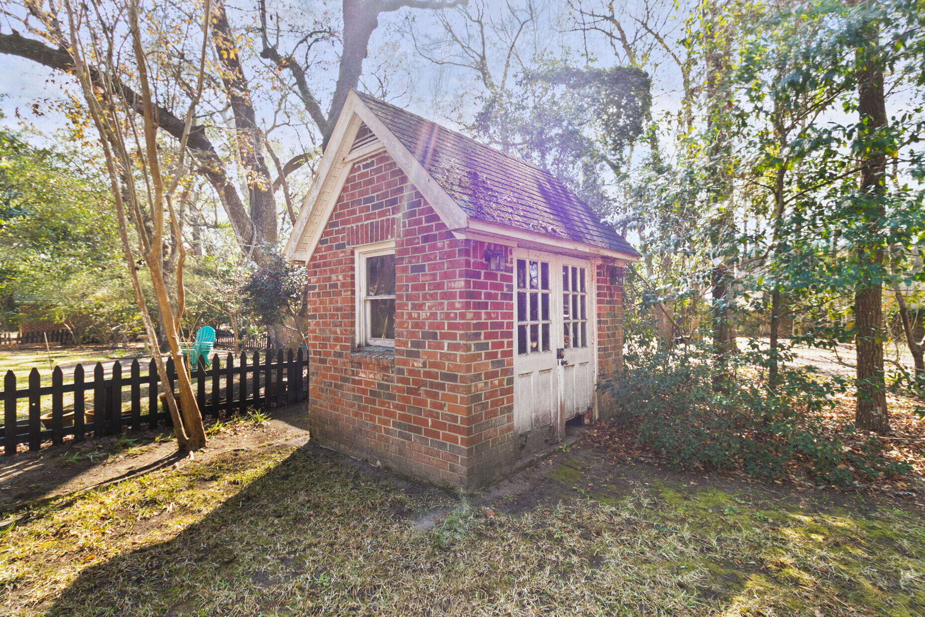 1405 Pine Island Mount Mount Pleasant, SC 29464 - Photo 4 of 33 I would buy it for this little GEM!