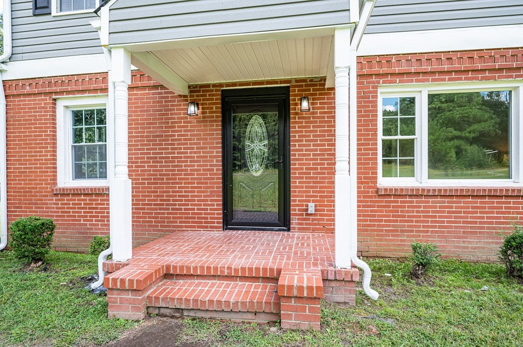 17707 White Oak Road Sutherland, VA 23885 - Photo 6 of 34 Gallery Image 6