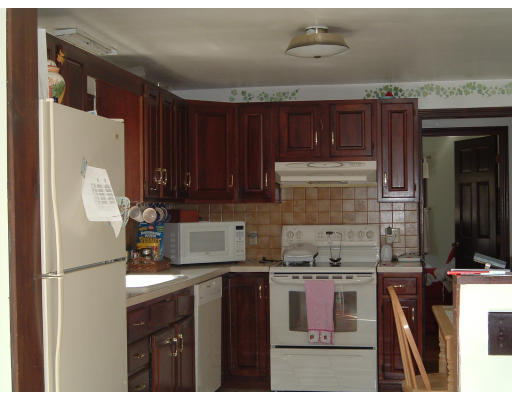 28 Revere Road Woburn, MA 01801 - Photo 8 of 10 Gallery Image 8