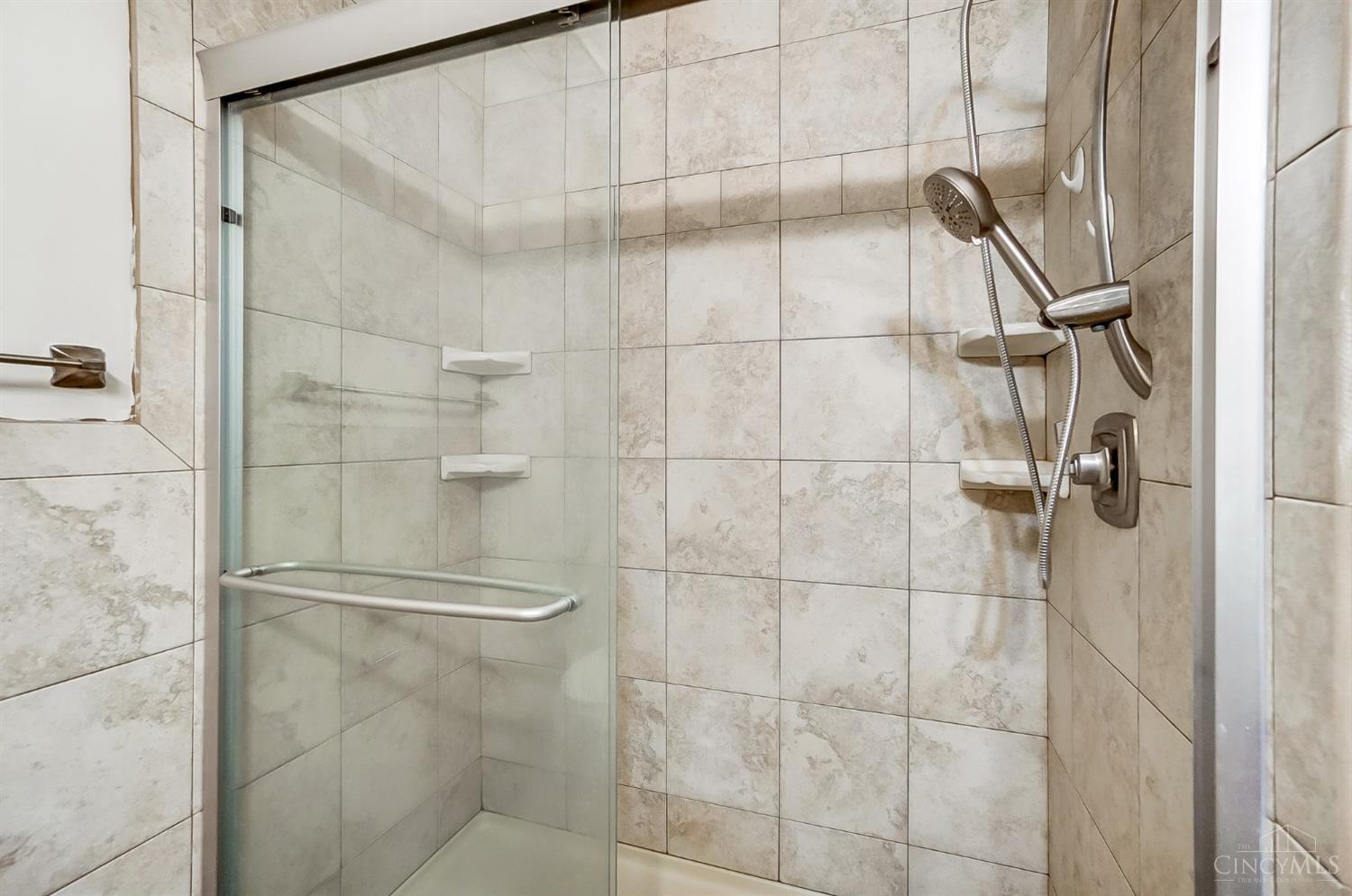 5563 Old Blue Rock Road Cincinnati, OH 45247 - Photo 32 of 48