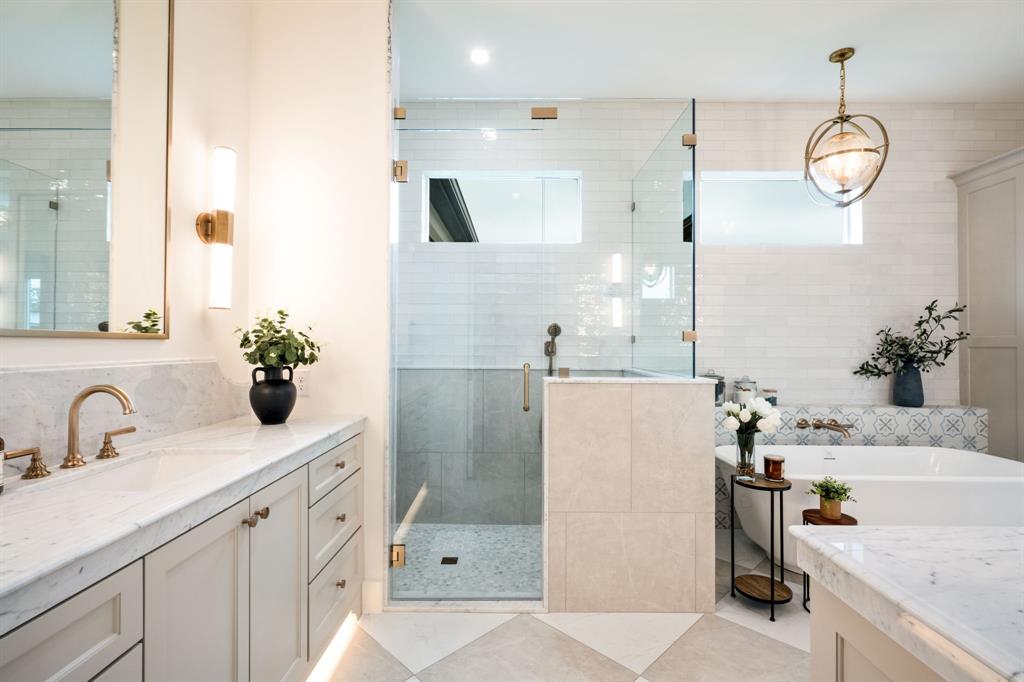 3304 Ferguson Road Grapevine, TX 76092 - Photo 27 of 38 Bathroom