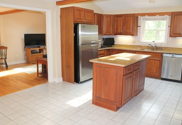 4 Hadley Road Lexington, MA 02420 - Photo 6 of 15 Gallery Image 6