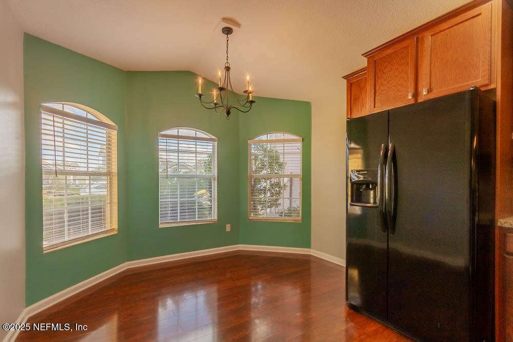 12331 Cadley Circle Jacksonville, FL 32219 - Photo 10 of 42 20241221_cadley_cir_1086