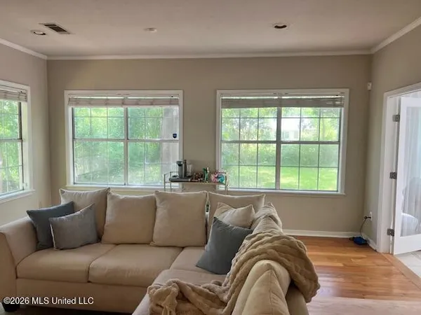 $315,000 | 4066 Robin Drive, Jackson, MS 39206