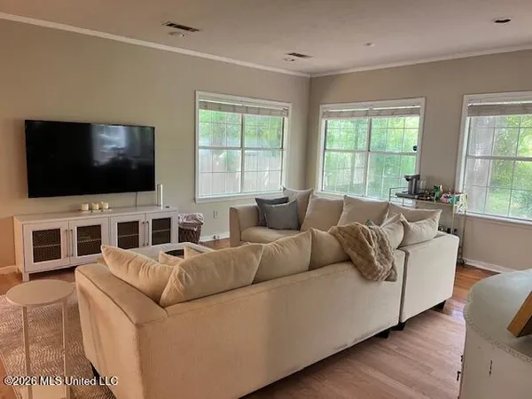 $315,000 | 4066 Robin Drive, Jackson, MS 39206