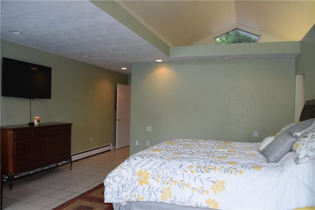12432 Frankstown Road Pittsburgh, PA 15235 - Photo 13 of 24 Gallery Image 13