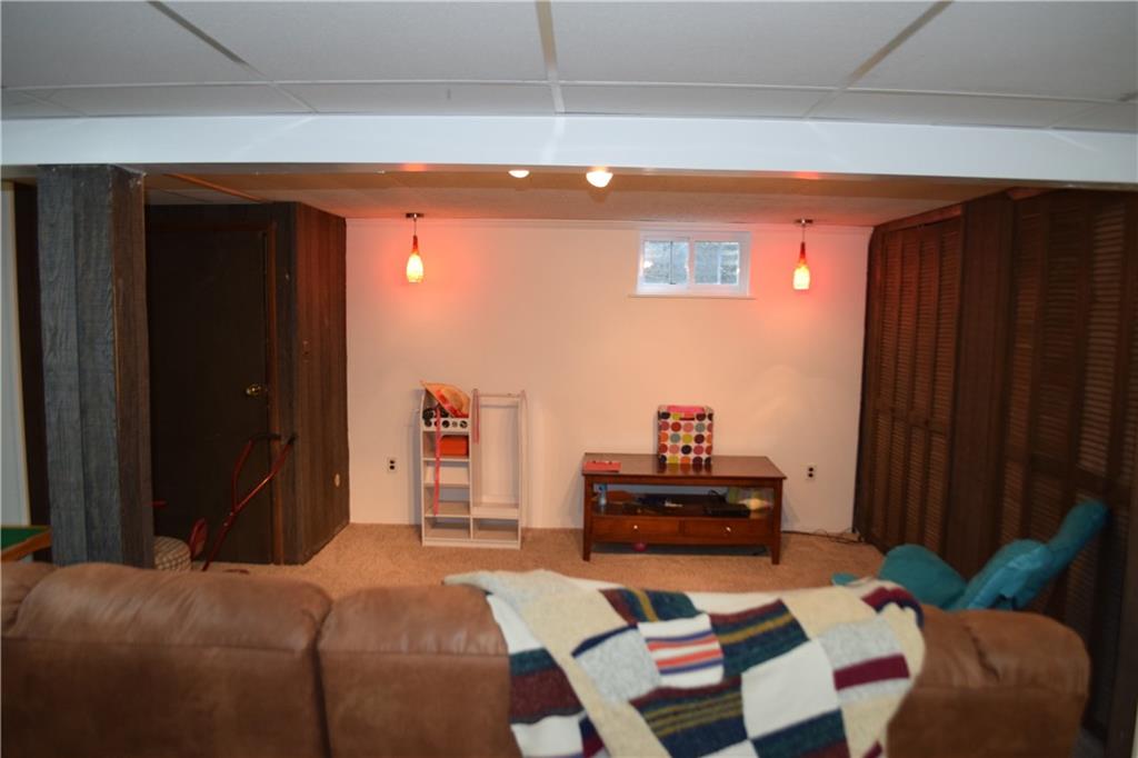 12432 Frankstown Road Pittsburgh, PA 15235 - Photo 21 of 24 Gallery Image 21