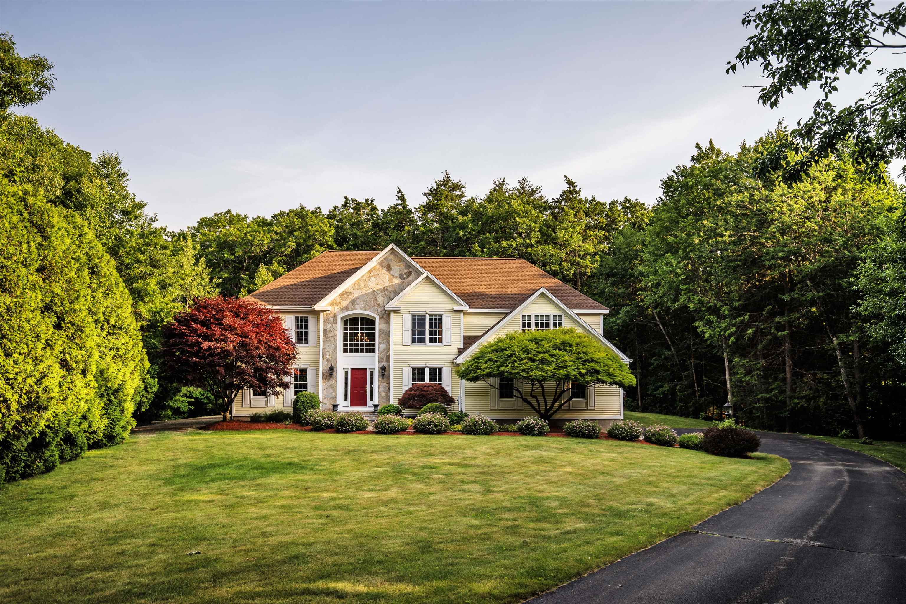 2 Yorkshire Road Windham, NH 03087 - Photo 1 of 40