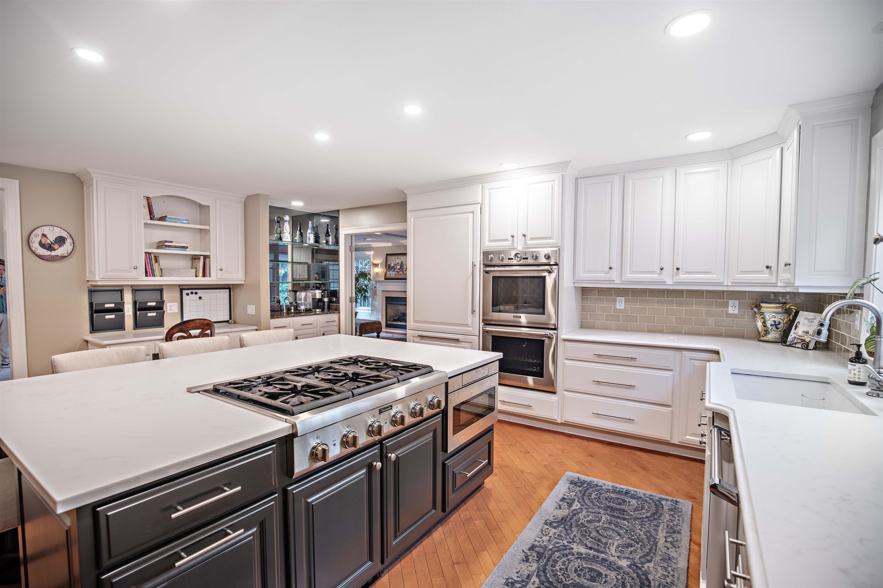 2 Yorkshire Road Windham, NH 03087 - Photo 4 of 40