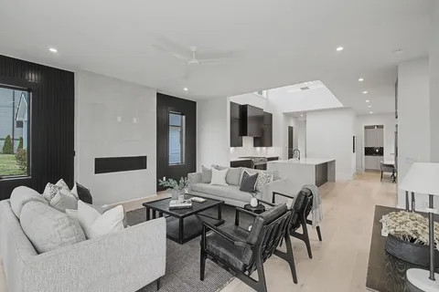 $1,950,000 | 1017 Argyle Avenue, Nashville, TN 37203