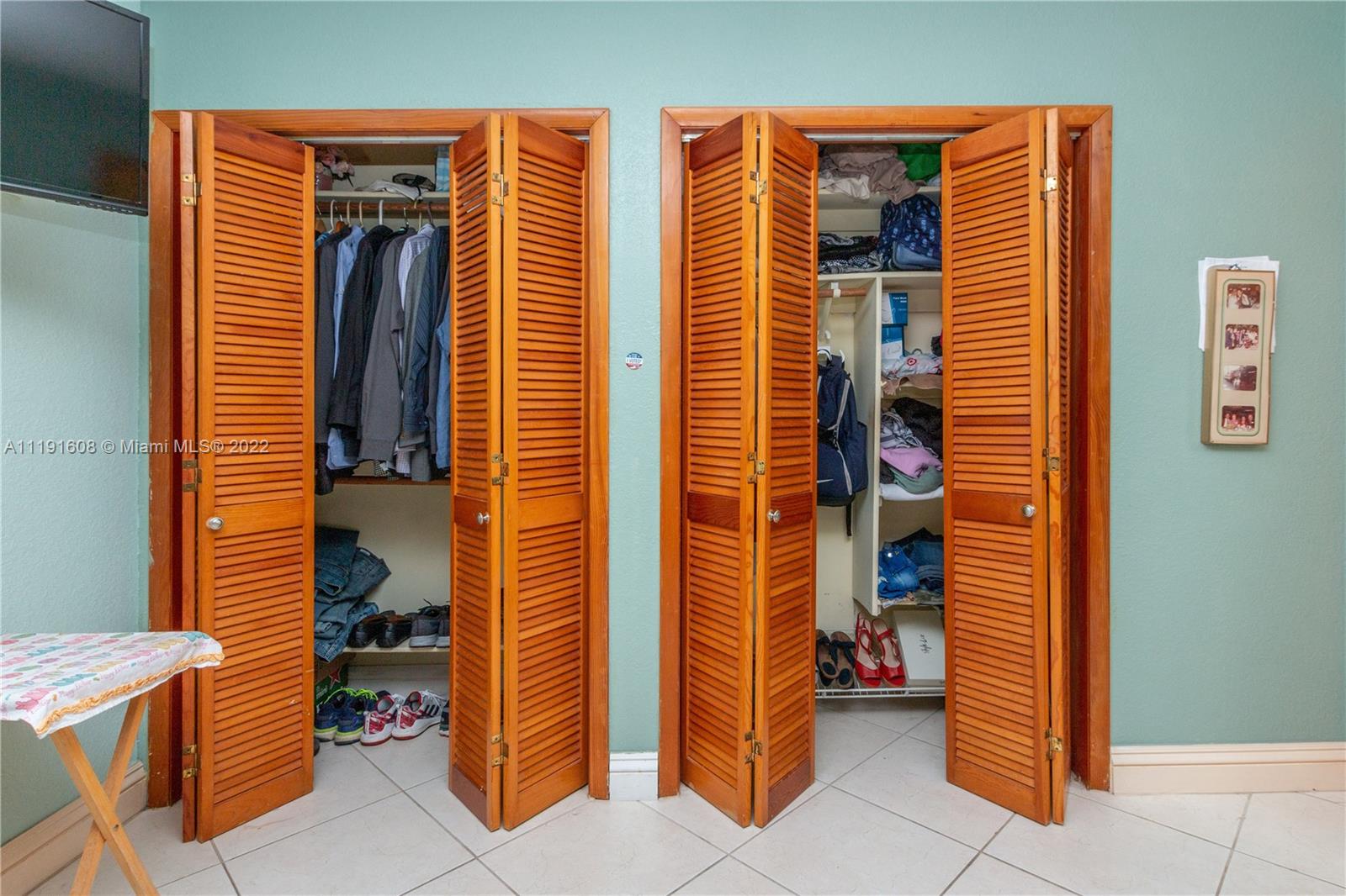 13560 Southwest 2nd Street Miami, FL 33184 - Photo 30 of 50