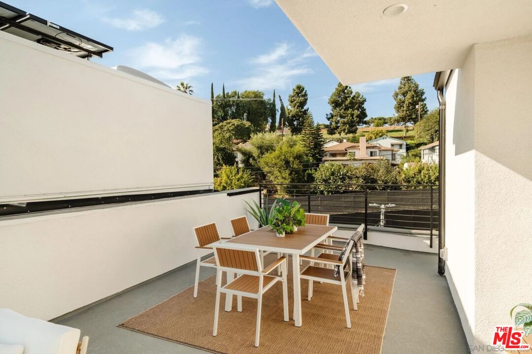3863 North Riley Lane Los Angeles, CA 90065 - Photo 17 of 17