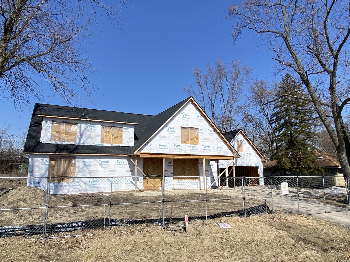 638 67th Place Willowbrook, IL 60527 - Photo 6 of 14 a front view of a house with garden