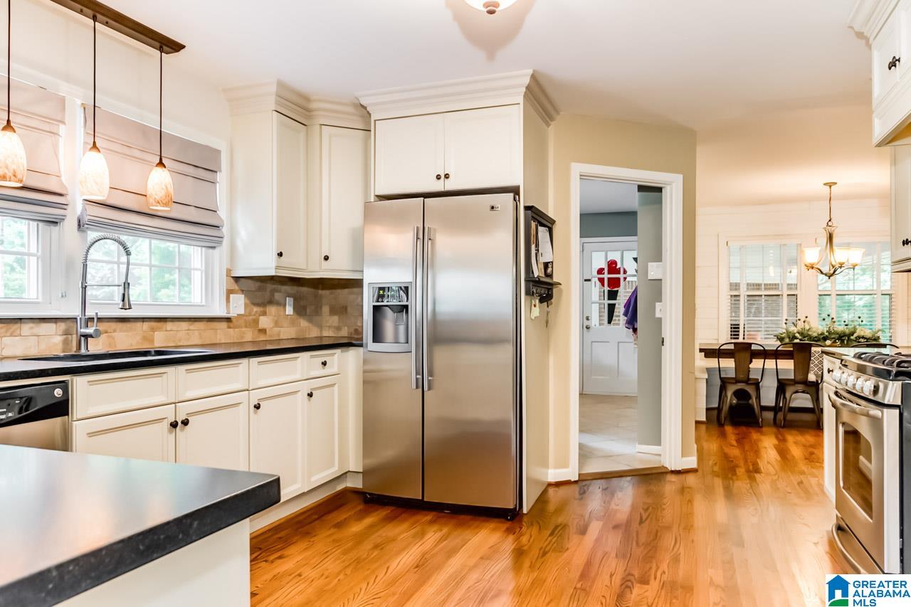 1811 Seneca Road Vestavia Hills, AL 35216 - Photo 24 of 49