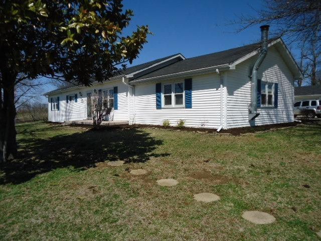 964 Shadrick Ferry Road Frankfort, KY 40601 - Photo 3 of 39 Photo 3