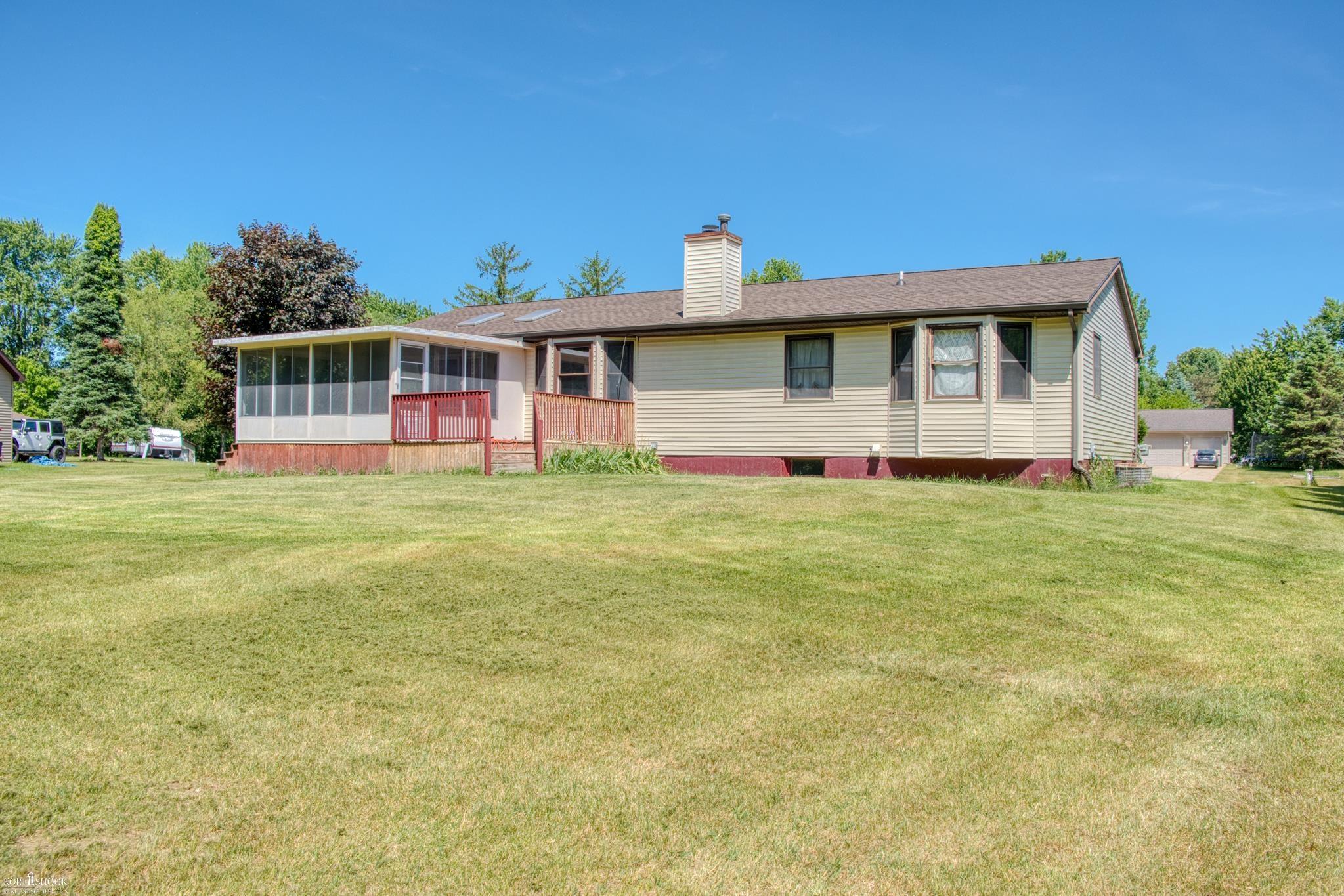 3083 Meadow Brook Road Owosso, MI 48867 - Photo 23 of 26