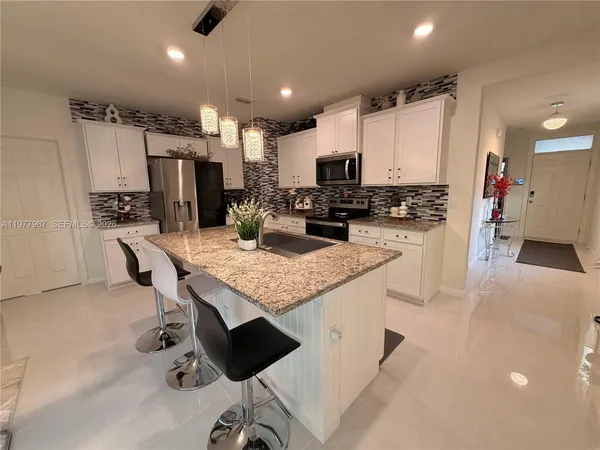 $2,600 | 12422 Rimini Way, Port St. Lucie, FL 34987