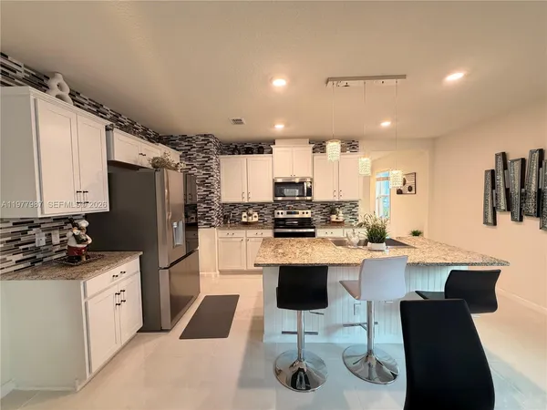 $2,600 | 12422 Rimini Way, Port St. Lucie, FL 34987