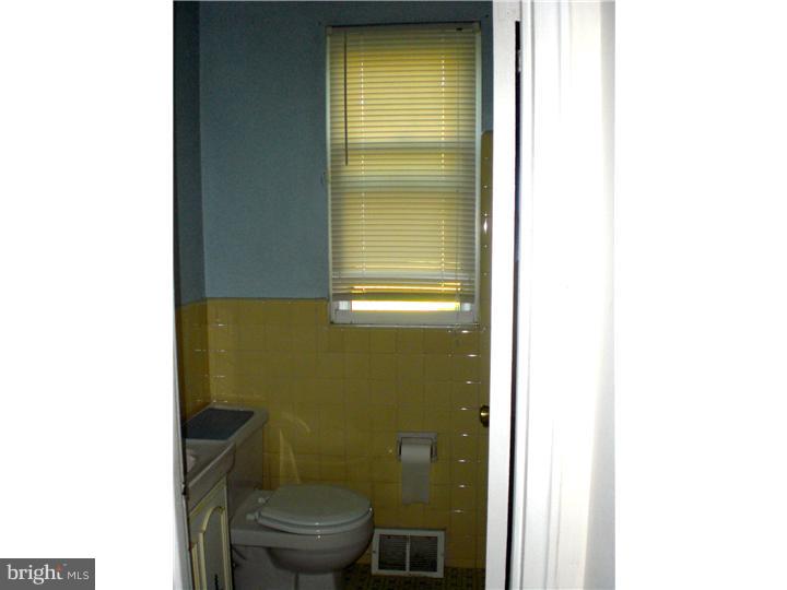 436 Powderhorn Road King of Prussia, PA 19406 - Photo 14 of 17 Bathroom