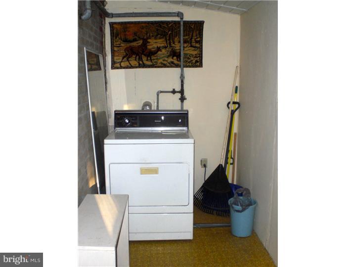 436 Powderhorn Road King of Prussia, PA 19406 - Photo 15 of 17 Laundry Room