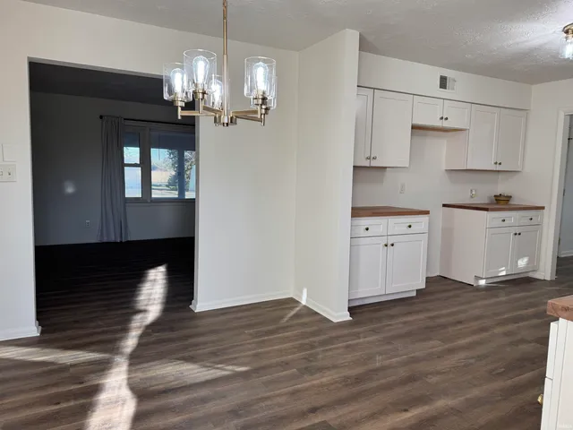 $320,000 | 300 North Street, Anderson, IN 46017