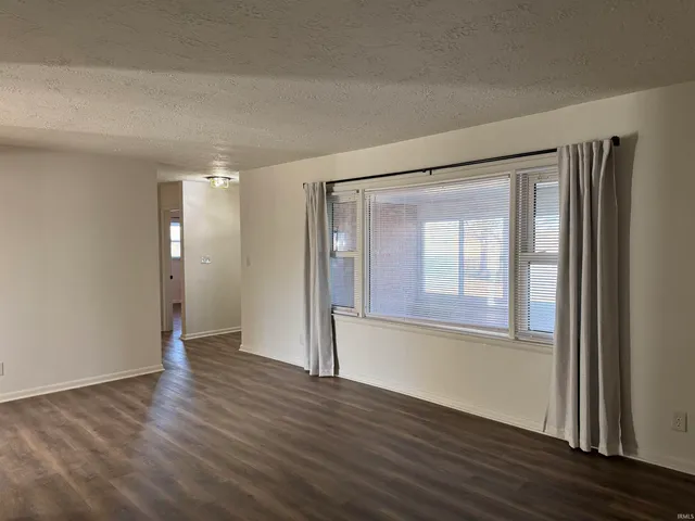 $320,000 | 300 North Street, Anderson, IN 46017