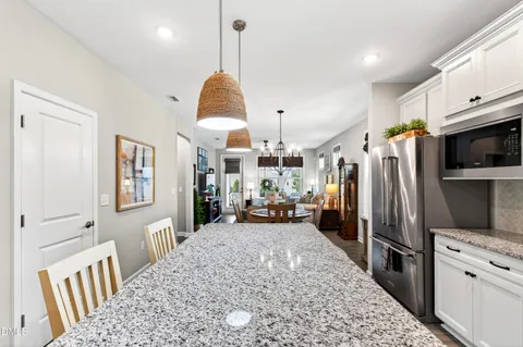 $459,900 | 8213 White Star Drive, Fuquay-Varina, NC 27526