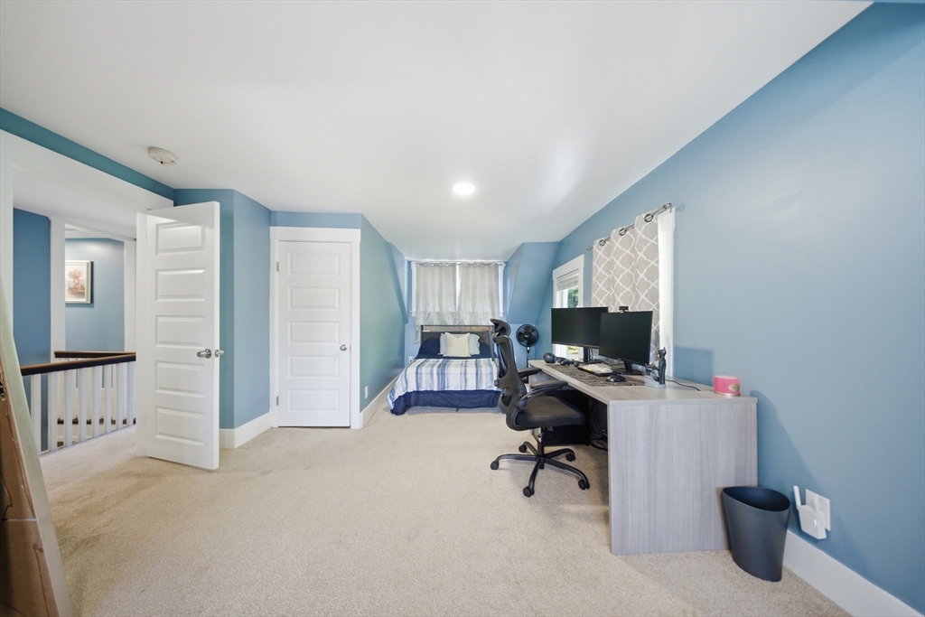 131 Pearl Street Gardner, MA 01440 - Photo 25 of 41