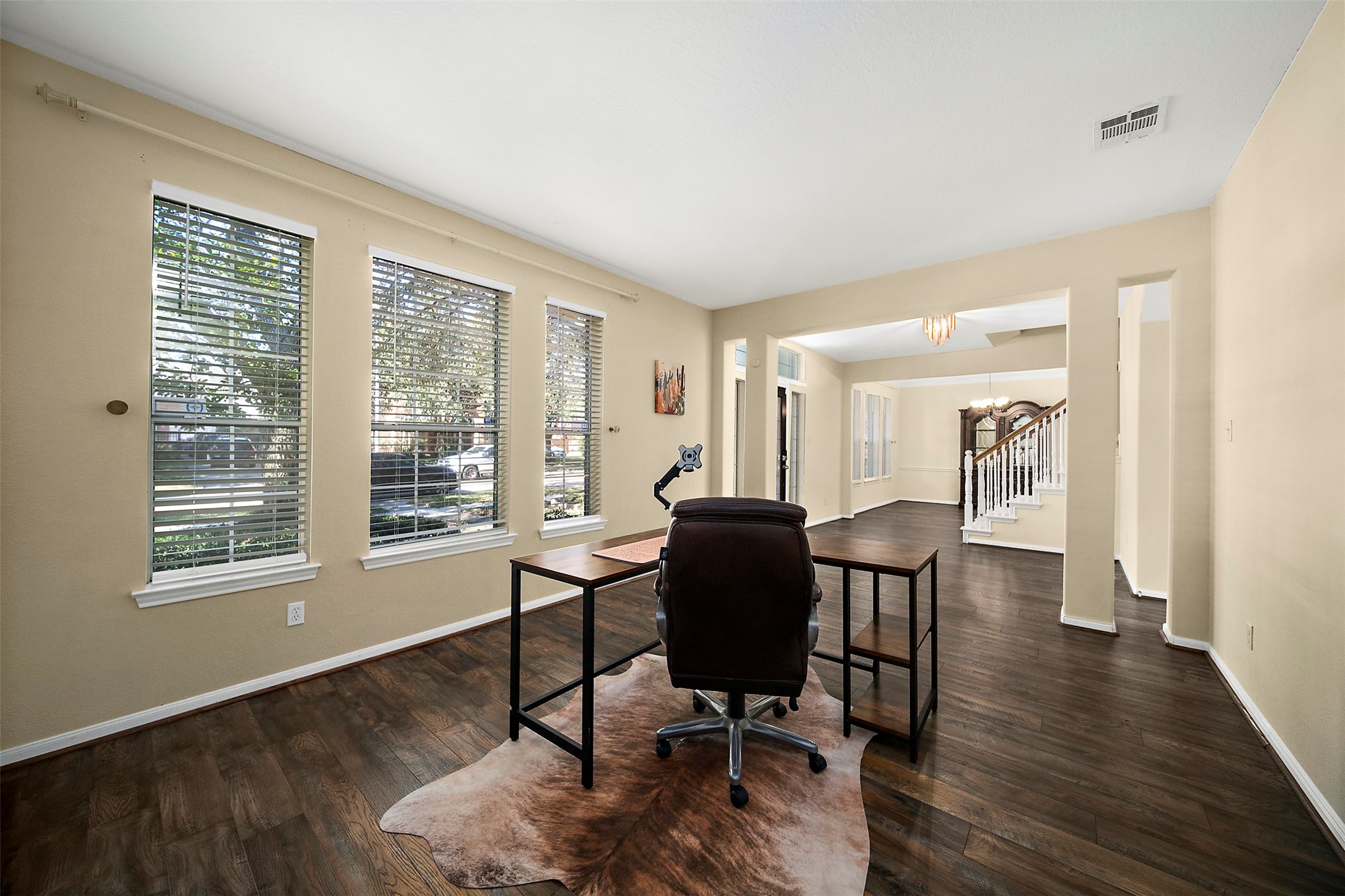 2627 Brazos Ridge Drive Sugar Land, TX 77479 - Photo 11 of 35 a view of a livingroom with furniture and wooden floor