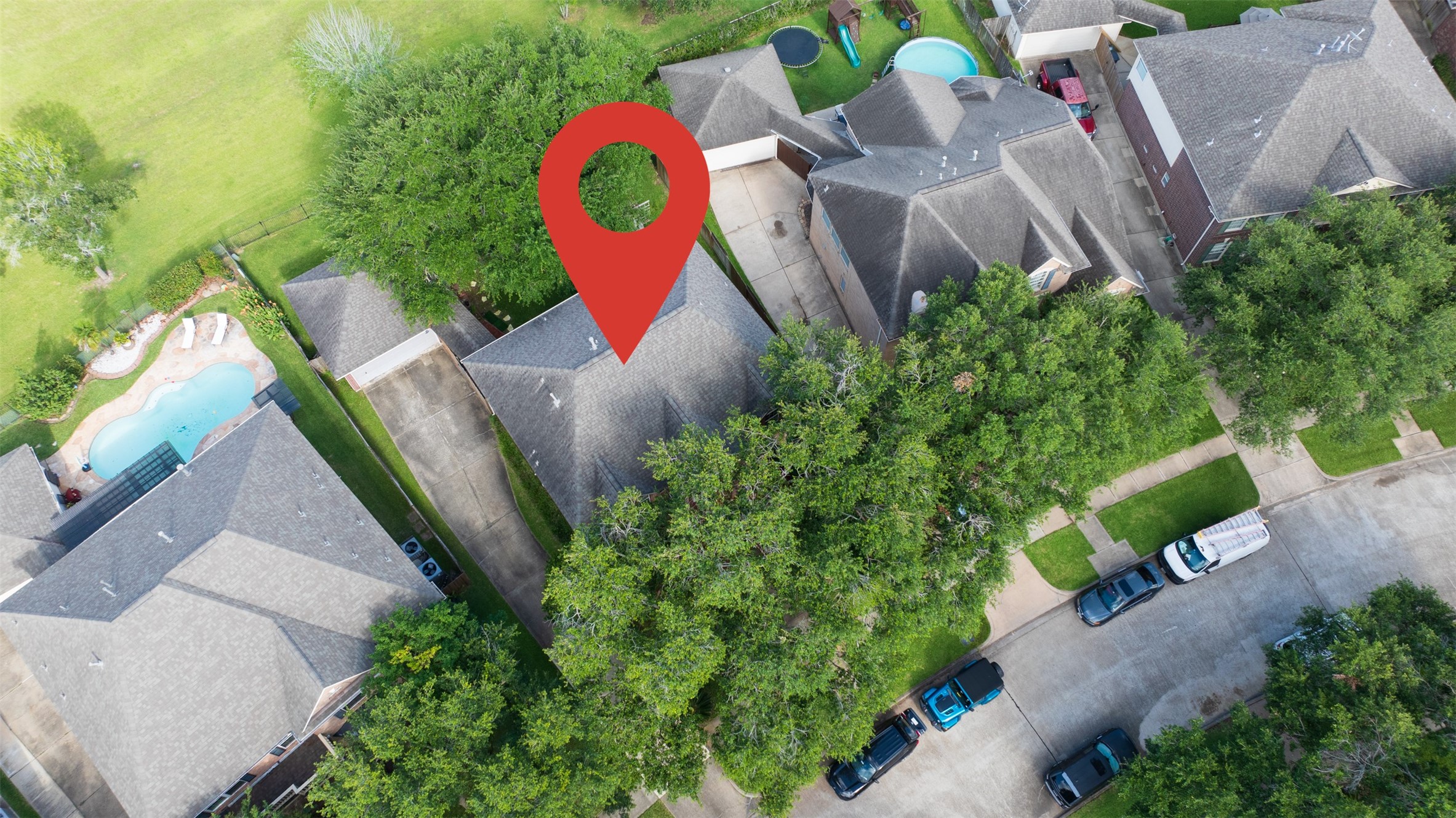 2627 Brazos Ridge Drive Sugar Land, TX 77479 - Photo 32 of 35 an aerial view of a