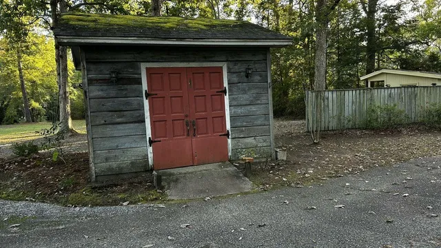 $239,900 | 617 Pickwood Drive, Manning, SC 29102