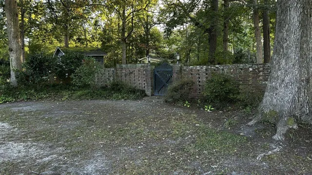 $239,900 | 617 Pickwood Drive, Manning, SC 29102