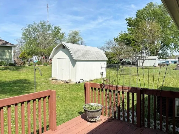 $174,900 | 902 South 1st Street, El Dorado Springs, MO 64744