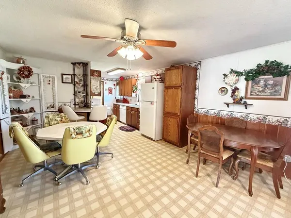$174,900 | 902 South 1st Street, El Dorado Springs, MO 64744