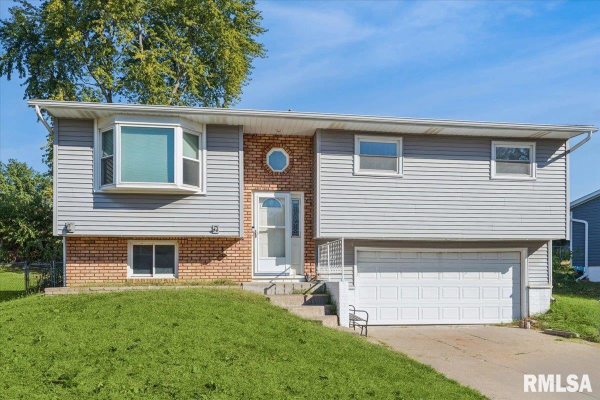 3328 Greenfield Road Bettendorf, IA 52722 - Photo 1 of 26 Gallery Image 1