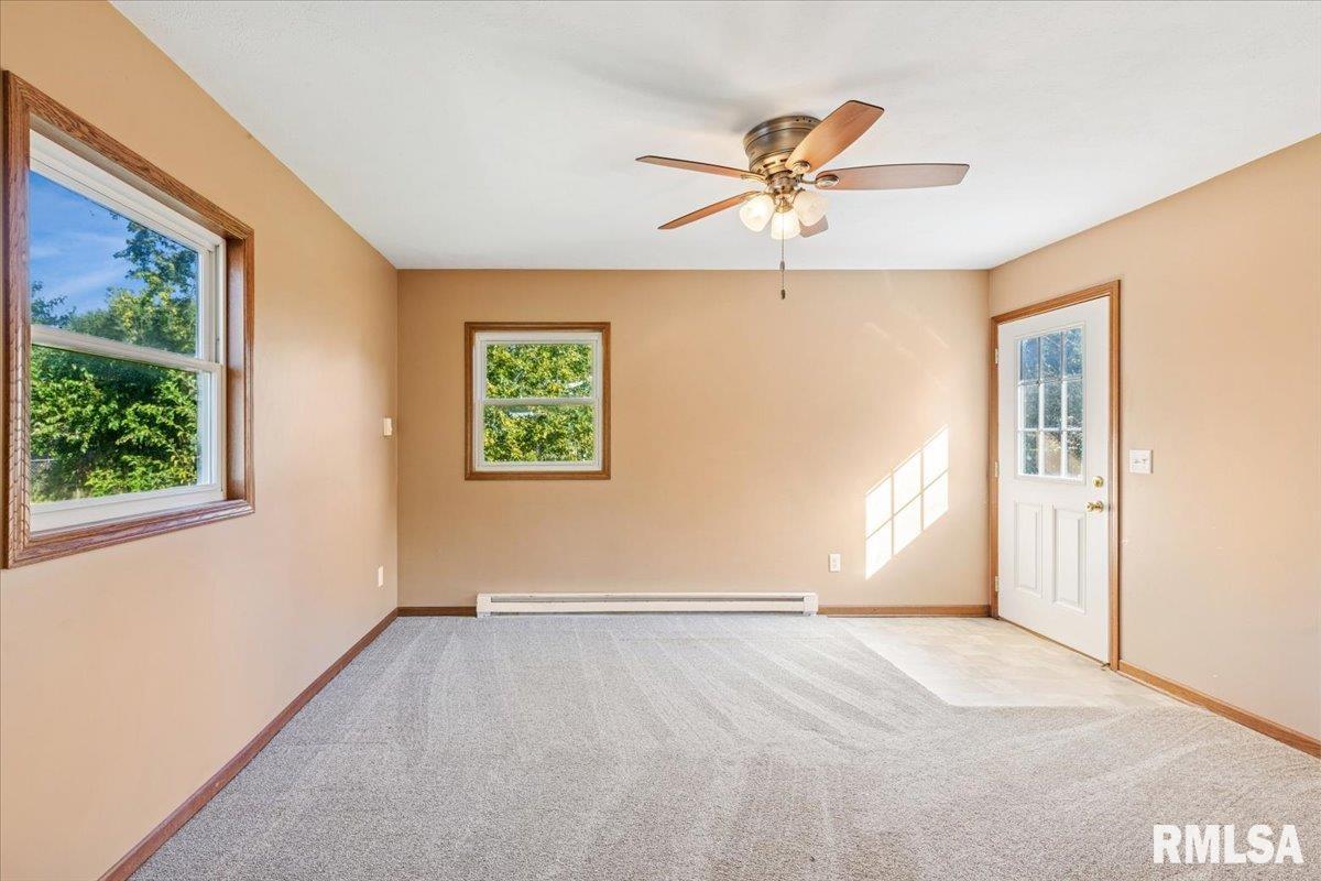 3328 Greenfield Road Bettendorf, IA 52722 - Photo 12 of 26 Gallery Image 12