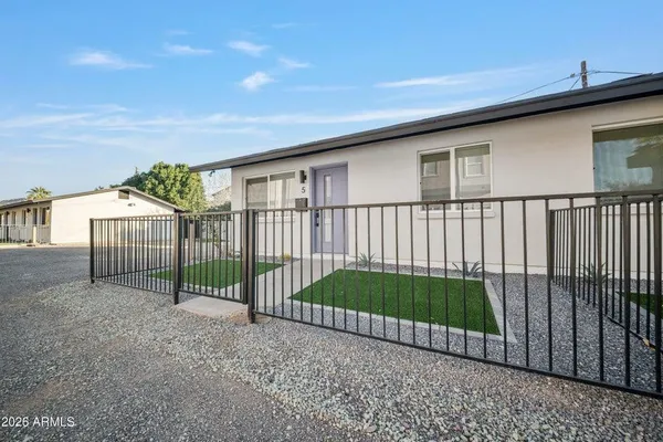 $1,550 | 3110 North 37th Street, Unit 5, Phoenix, AZ 85018