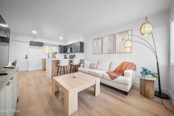 $1,550 | 3110 North 37th Street, Unit 5, Phoenix, AZ 85018