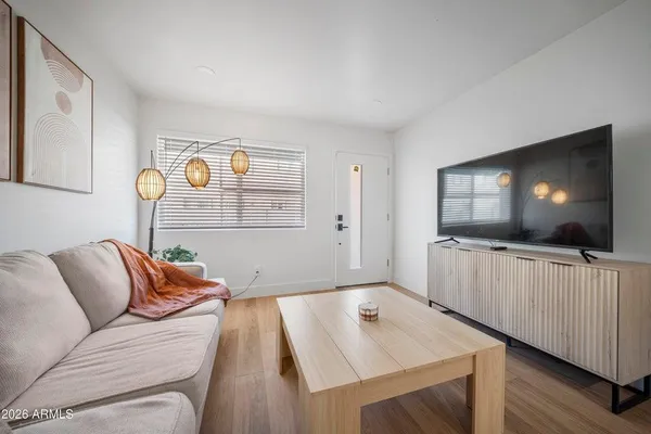 $1,550 | 3110 North 37th Street, Unit 5, Phoenix, AZ 85018