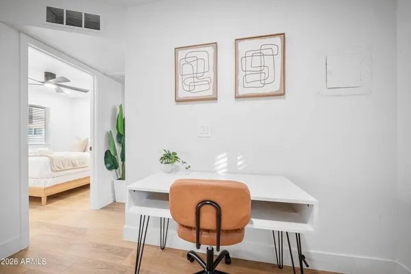 $1,550 | 3110 North 37th Street, Unit 5, Phoenix, AZ 85018