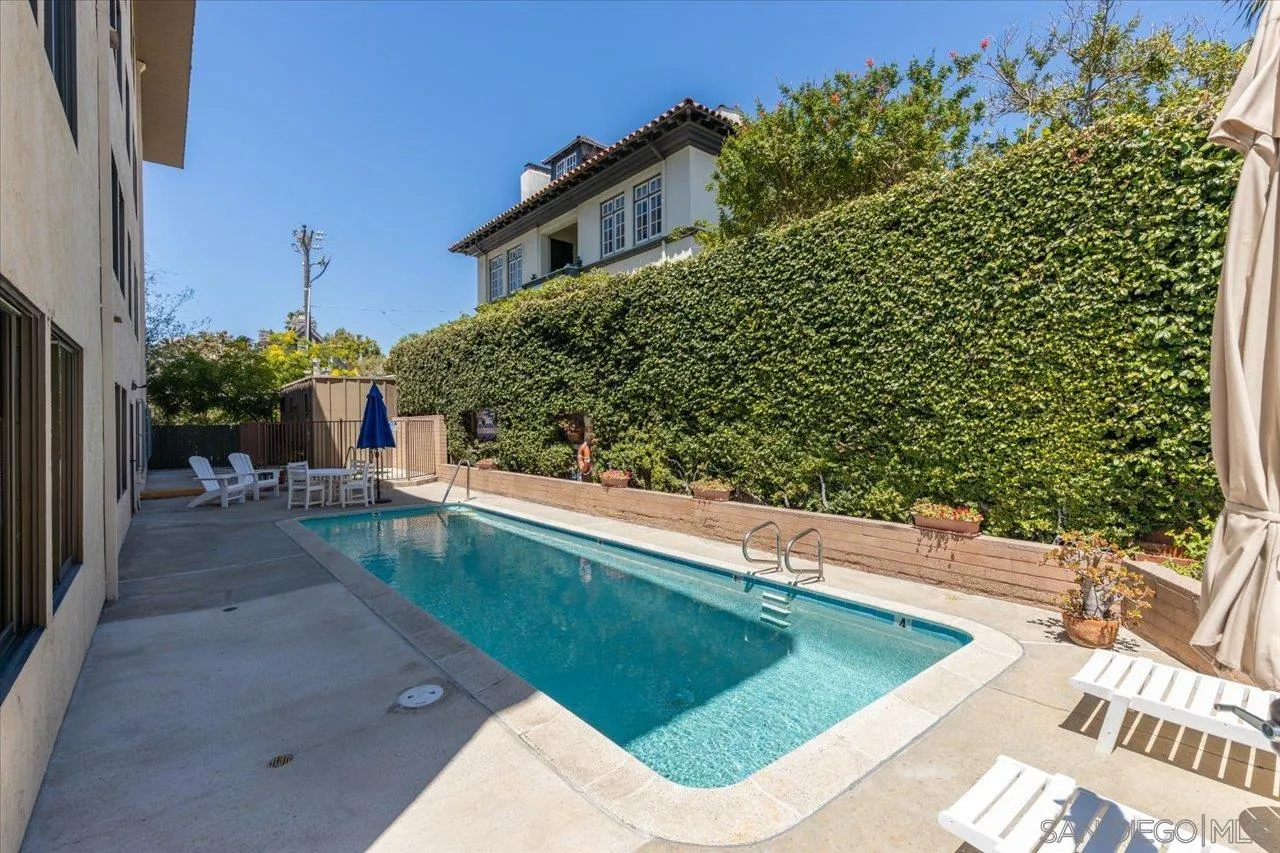 3161 1st Avenue, Unit 3S San Diego, CA 92103 - Photo 43 of 48 a view of a house with a yard