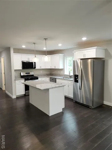 $379,900 | 652 North Kansas Street, Unit 652A, Edwardsville, IL 62025